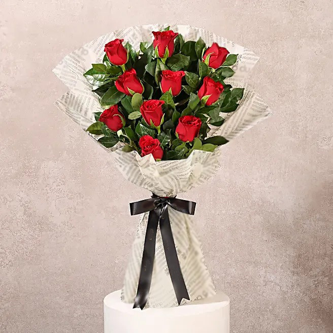 Elegant Vibe Red Roses Bouquet