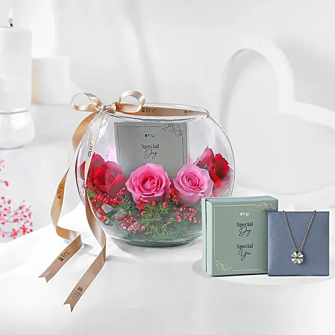 Hugs N Hearts Hamper